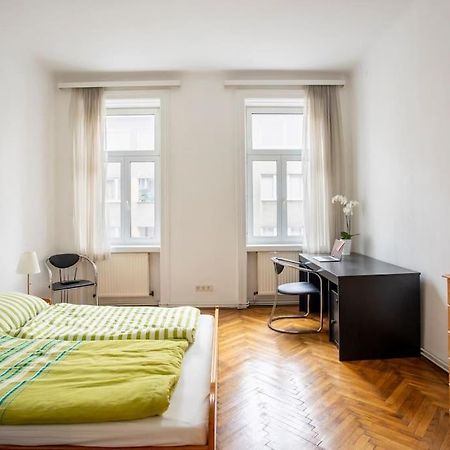 Апартаменты Vintage Living In The Heart Of Vienna. Экстерьер фото